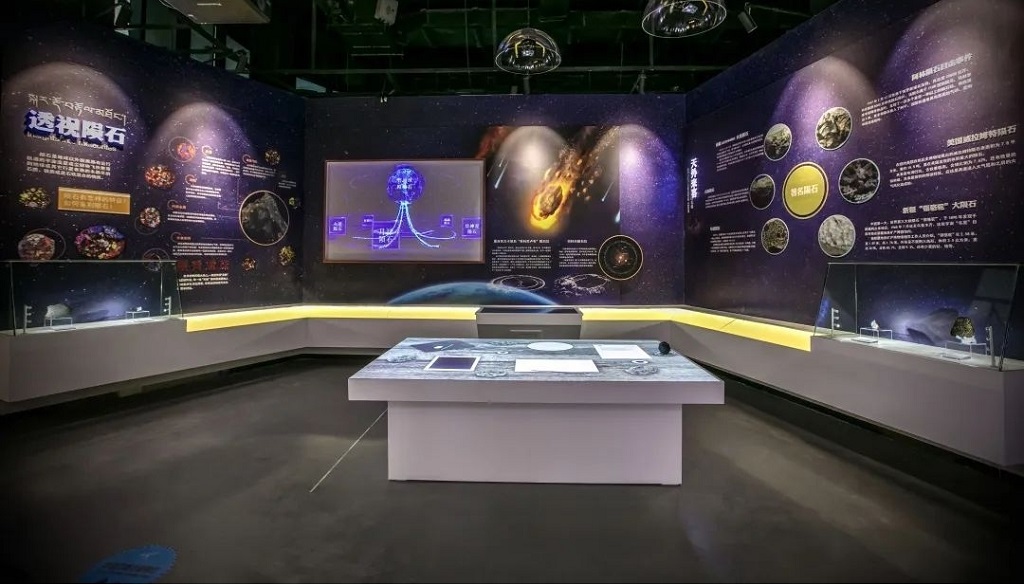 折幕沉浸式投影 天文館三折幕沉浸式投影效果圖