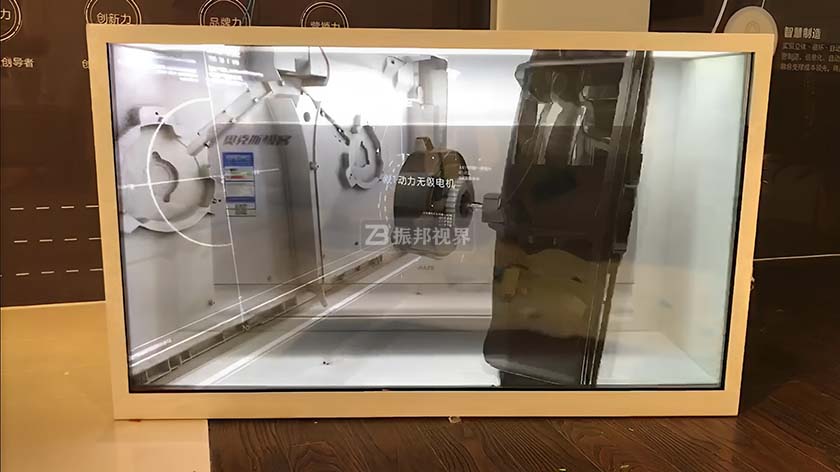 互動透明屏 展廳中的多媒體互動透明屏效果展示