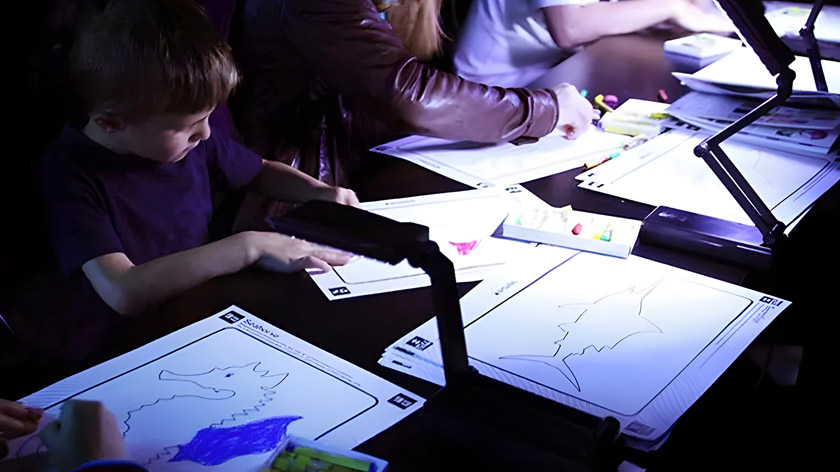 互動涂鴉展項的卡片繪畫 互動涂鴉展項的卡片繪畫