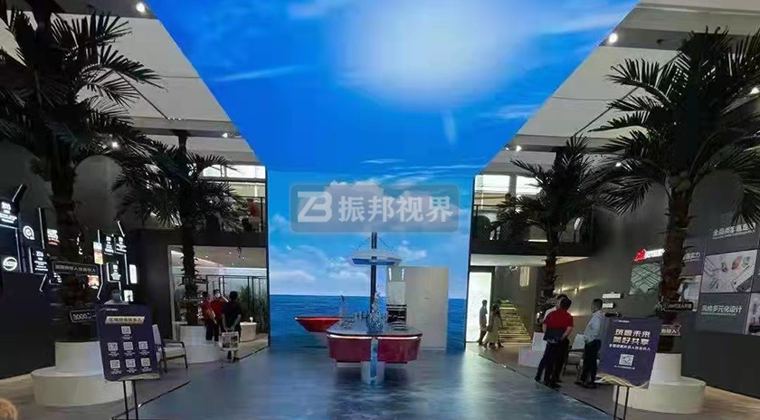 房地產(chǎn)展廳中的三折幕投影 房地產(chǎn)展廳中的三折幕投影