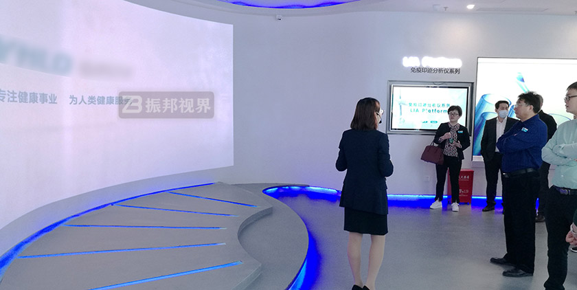 企業(yè)展廳弧幕投影 企業(yè)展廳弧幕投影