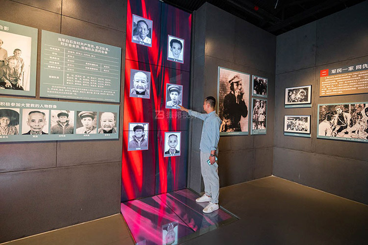 創(chuàng)意墻面互動(dòng)設(shè)計(jì)