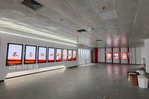 展廳機(jī)器人