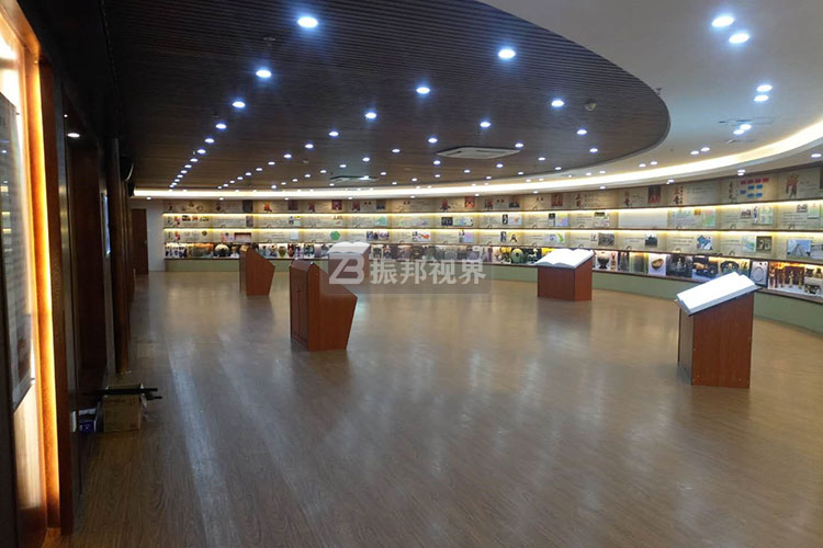 校史館互動(dòng)翻書